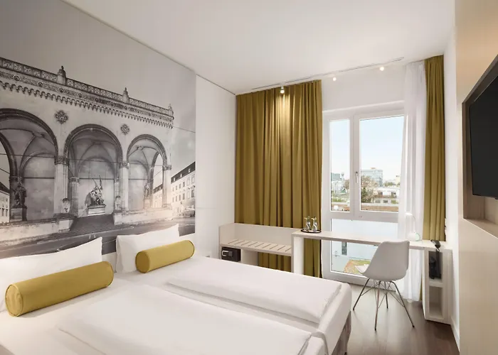Hotel Premier Berliner Tor 3*
