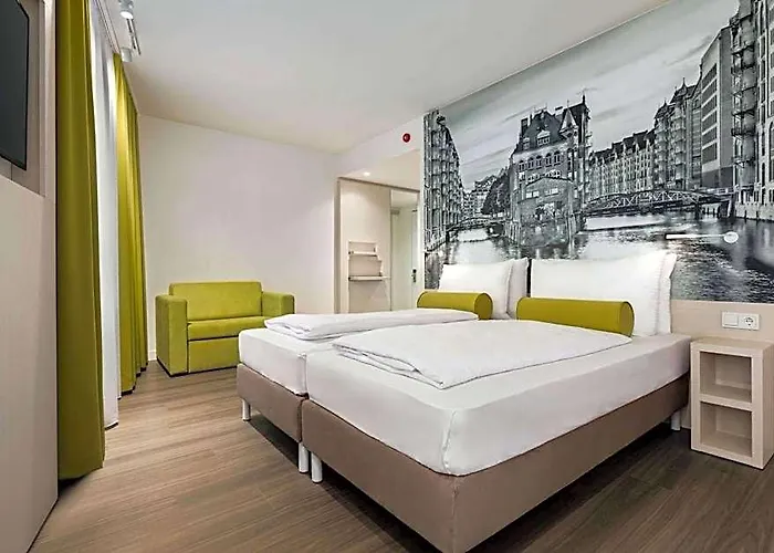 Premier Berliner Tor Hotel 3*